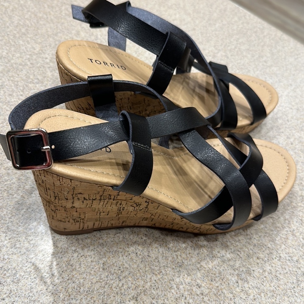 Torrid wedge sandals size 10.5W - Picture 4 of 7